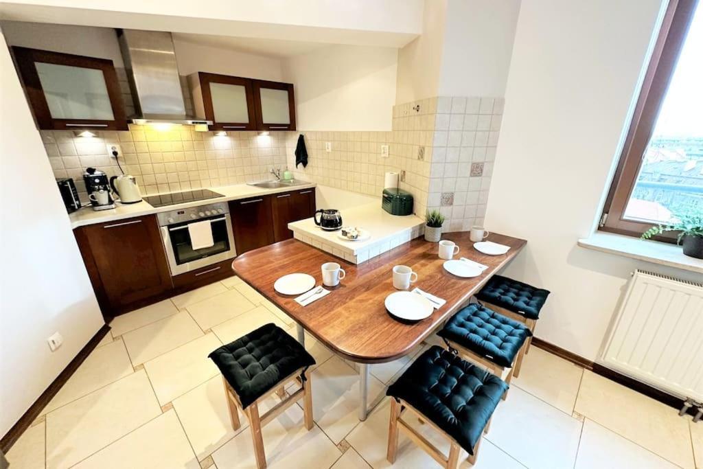 Exclusive Penthouse Near Citycenter 120M2 +Netflix Krakow Bagian luar foto