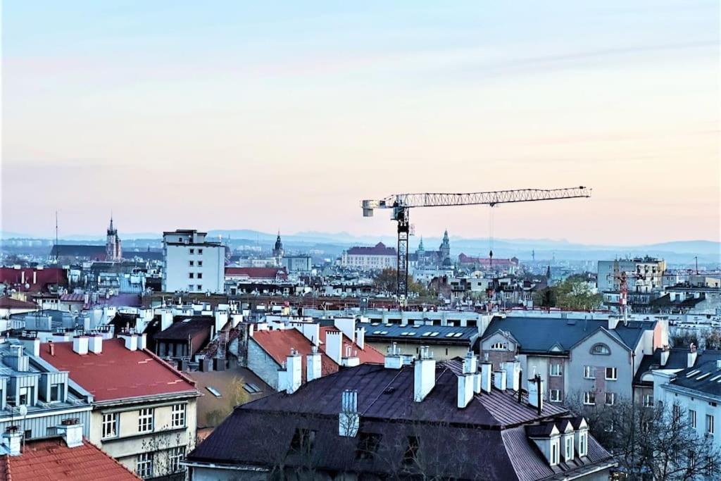Exclusive Penthouse Near Citycenter 120M2 +Netflix Krakow Bagian luar foto
