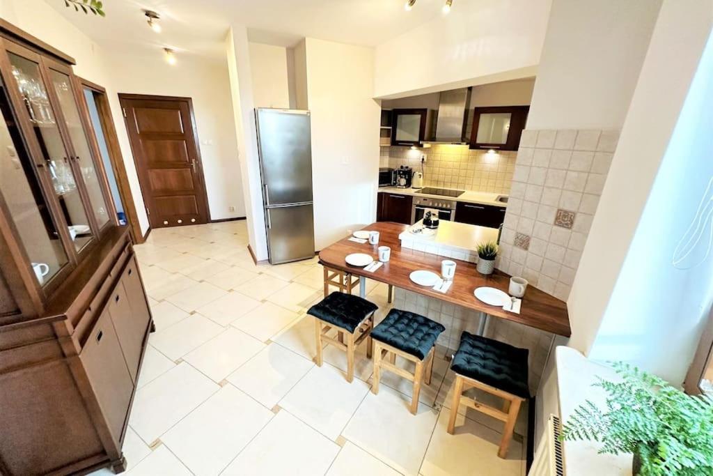 Exclusive Penthouse Near Citycenter 120M2 +Netflix Krakow Bagian luar foto