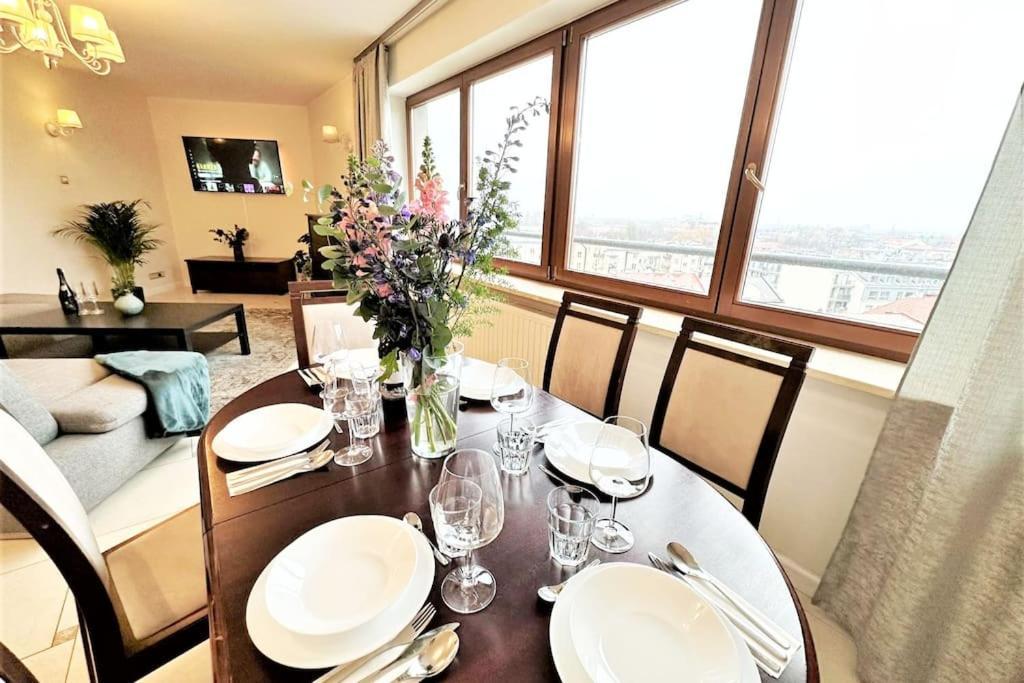 Exclusive Penthouse Near Citycenter 120M2 +Netflix Krakow Bagian luar foto
