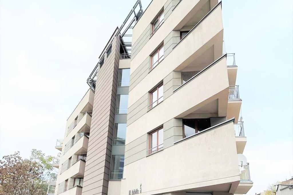 Exclusive Penthouse Near Citycenter 120M2 +Netflix Krakow Bagian luar foto