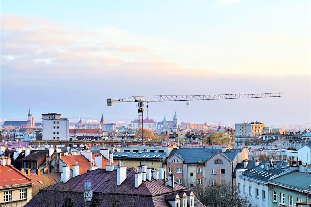 Exclusive Penthouse Near Citycenter 120M2 +Netflix Krakow Bagian luar foto