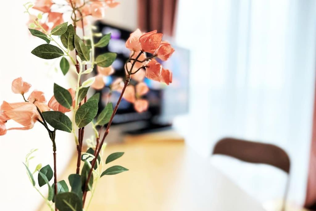 Exclusive Penthouse Near Citycenter 120M2 +Netflix Krakow Bagian luar foto