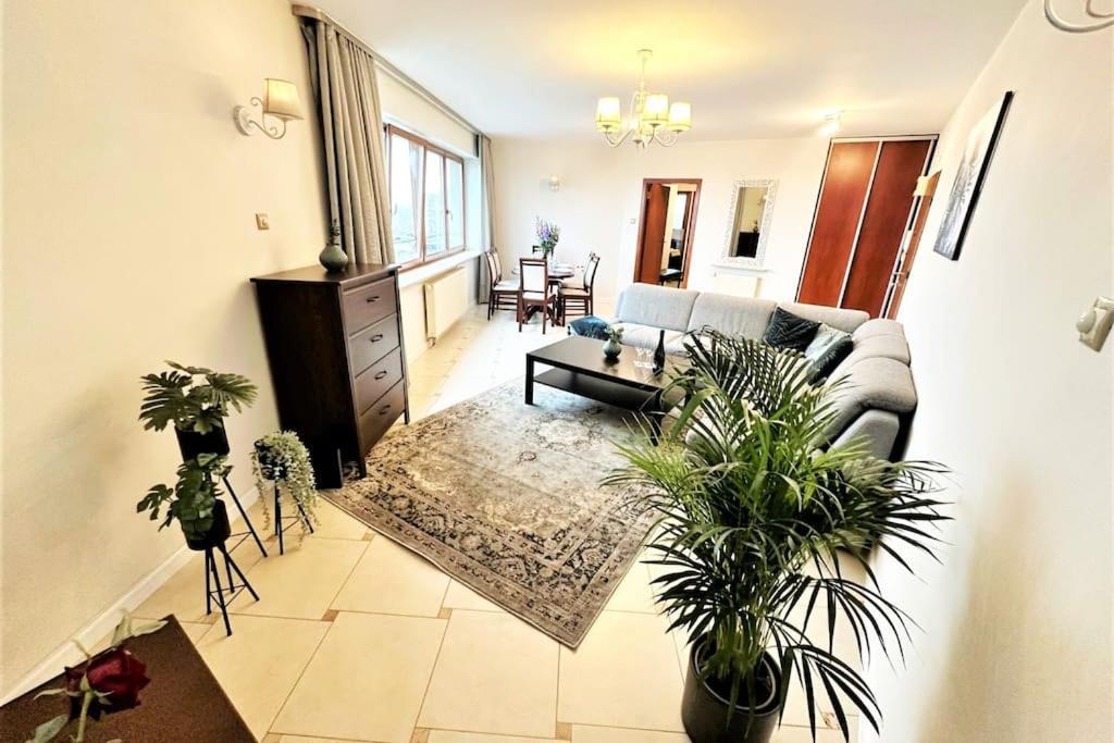 Exclusive Penthouse Near Citycenter 120M2 +Netflix Krakow Bagian luar foto