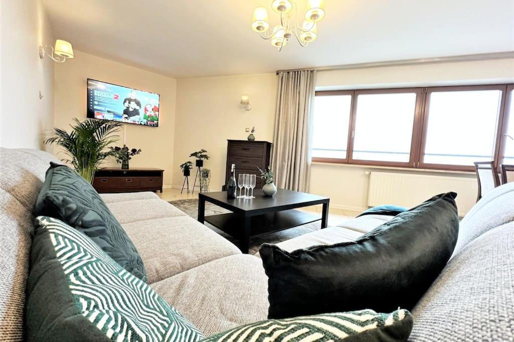 Exclusive Penthouse Near Citycenter 120M2 +Netflix Krakow Bagian luar foto