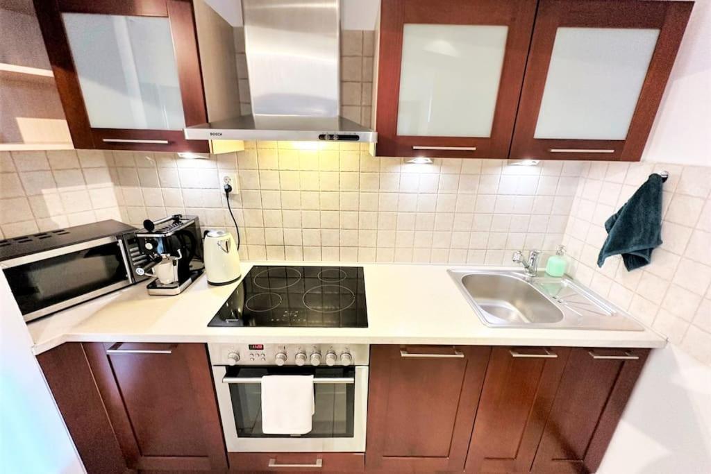 Exclusive Penthouse Near Citycenter 120M2 +Netflix Krakow Bagian luar foto